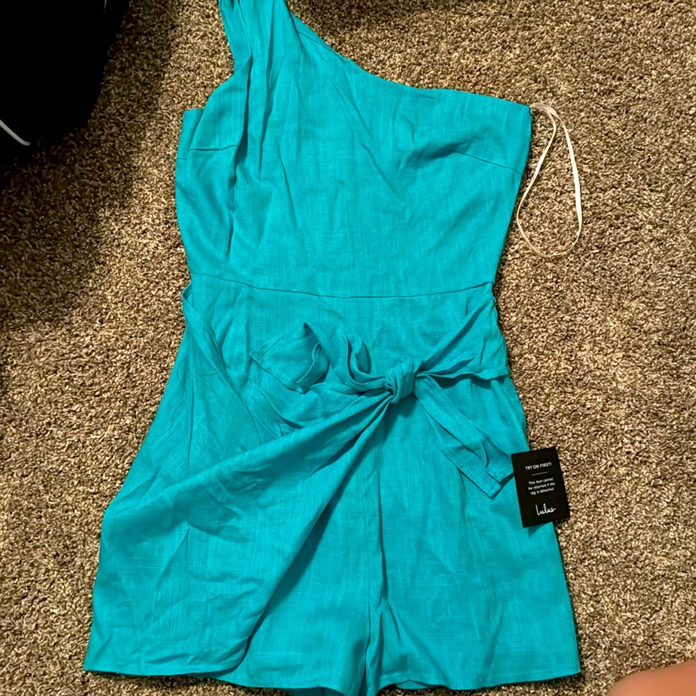 Lulu’s Turquouise One shoulder knot romper